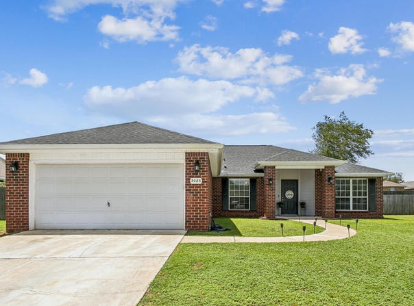 3085 Border Creek Drive, Crestview, FL 32539