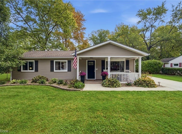 6665 Pinetree Drive, Mentor, OH 44060