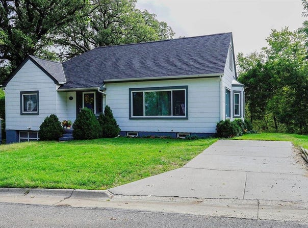 917 Grandview Avenue, Council Bluffs, IA 51503