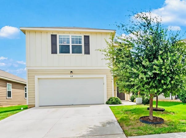 132 Thistle Ln, Maxwell, TX 78656