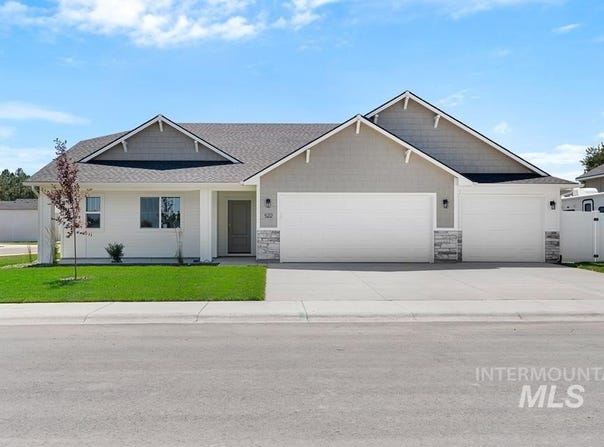 522 Bobcat St., Fruitland, ID 83619