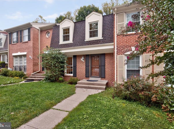 7328 GREENTREE Road, BETHESDA, MD 20817