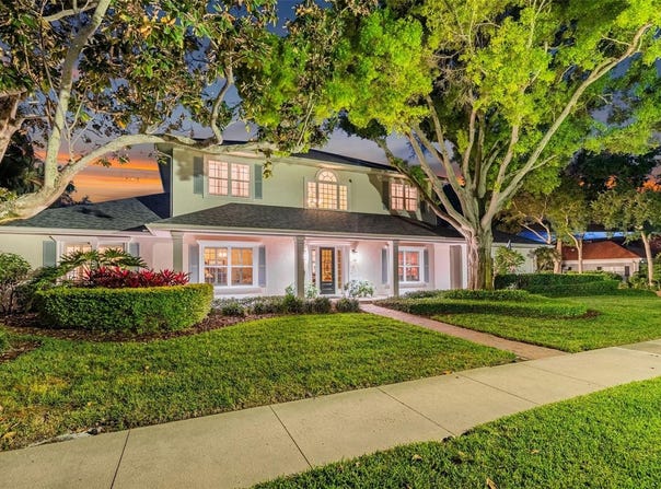 445 PARK Avenue, BELLEAIR, FL 33756