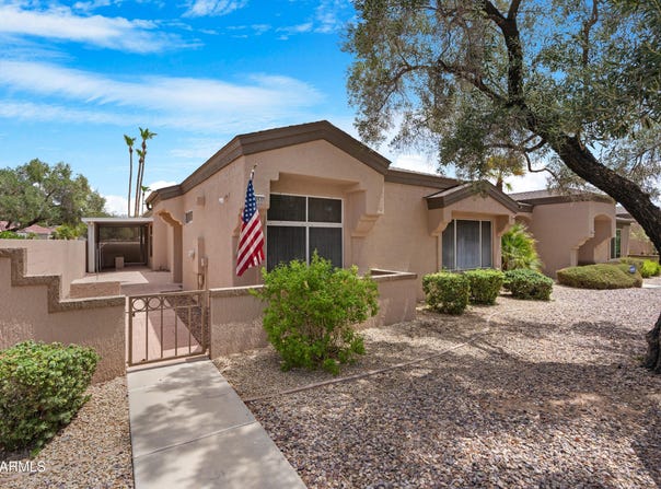 20051 N GREENVIEW Drive, Sun City West, AZ 85375