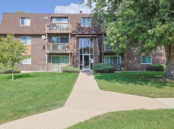 19380 Wolf Road, Mokena, IL 60448