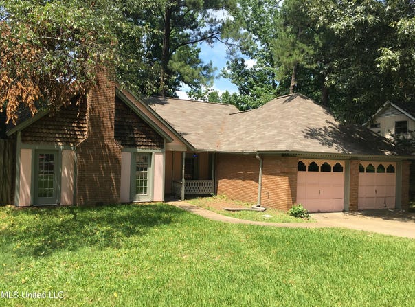 1708 Rosemont Circle, Clinton, MS 39056