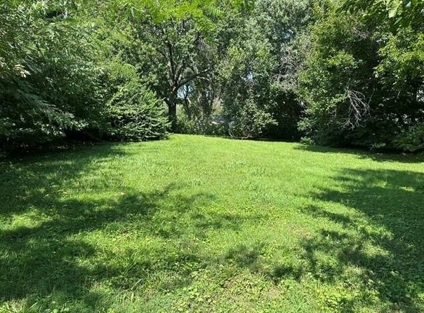 NE 71st Street, Gladstone, MO 64118
