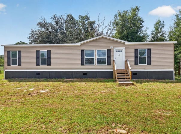 8330 NE 113TH Lane, BRONSON, FL 32621
