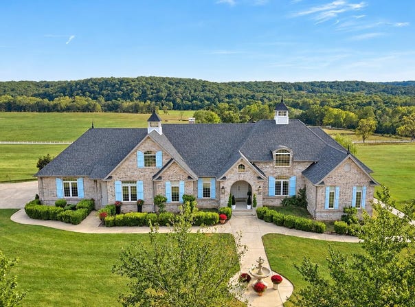 9386 E Maple Ridge Lane, Strafford, MO 65757