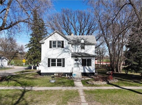 404 2nd Street S, Wahpeton, ND 58075