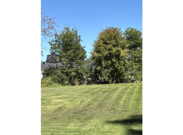 13 Dover St, Massena, NY 13662