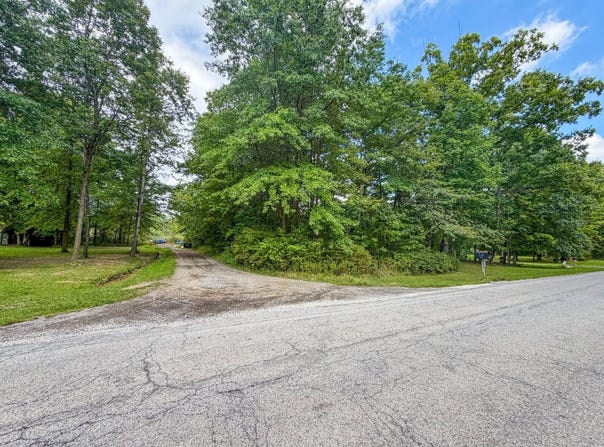 460 Prentice Rd. NW, Warren, OH 44481