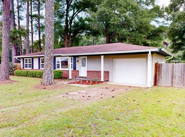 1078 Morrow Avenue, Elba, AL 36323