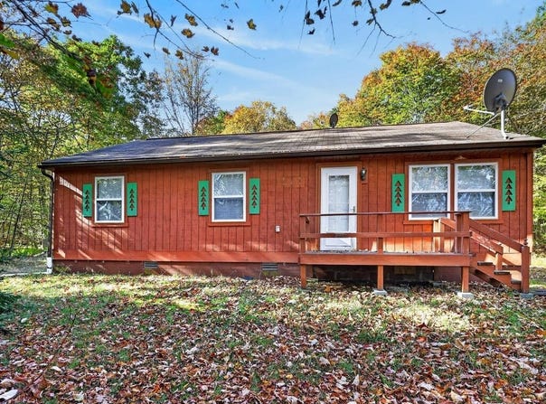 778 Junks Pond Rd, New Albany, PA 18833