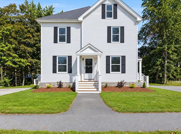 22 Goldsmith Street, Littleton, MA 01460