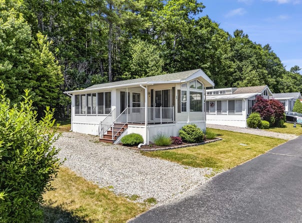 54 Bypass Road, Wells, ME 04090