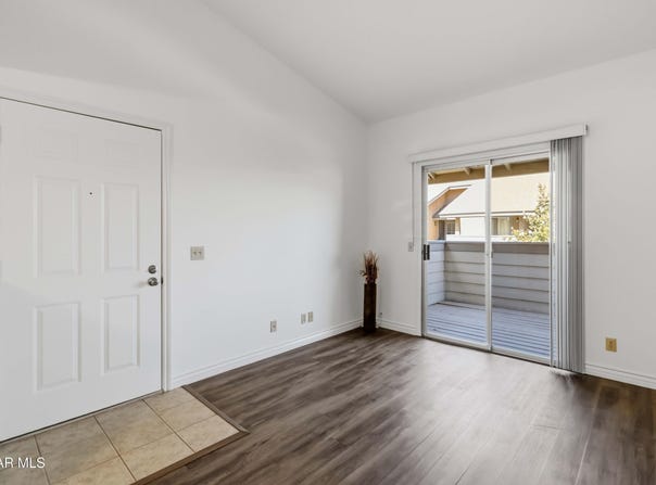4545 Alamo Street, Simi Valley, CA 93063