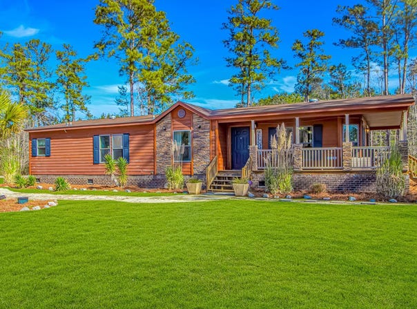 81 Silver Pond Ln, Hemingway, SC 29554