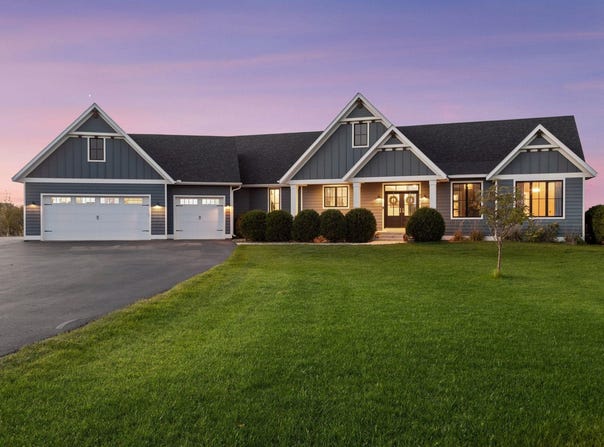 8182 Waterset Circle, Mound, MN 55364