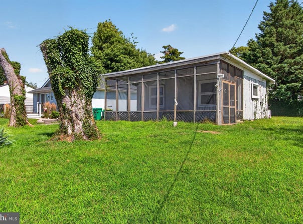 37405 4TH Street, REHOBOTH BEACH, DE 19971