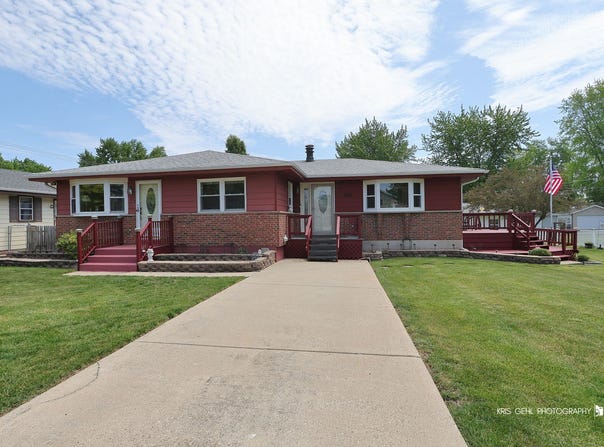 2019 Gilboa Avenue, Zion, IL 60099