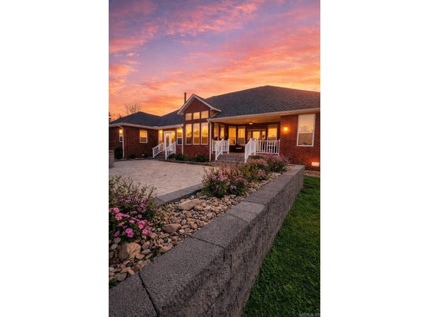 1884 County RD 2651, Lamar, AR 72846