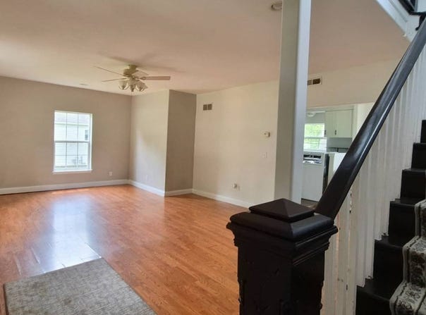 207 Oaklawn Ave, Fayette, MO 65248