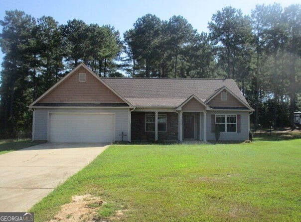 123 Needleleaf Court, Barnesville, GA 30204