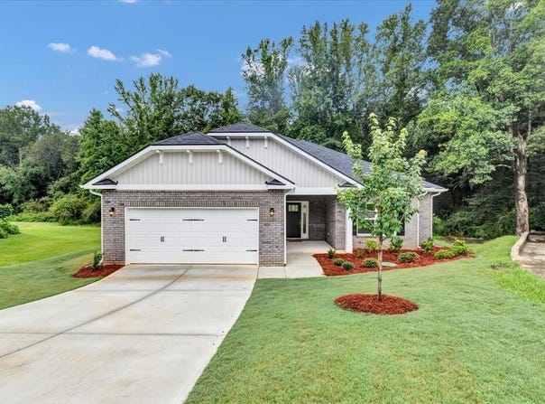 216 Rhett Drive, Bowdon, GA 30108
