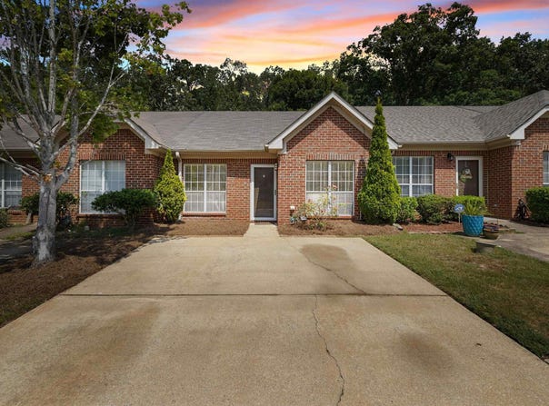 2791 SOUTHWOOD LANE, BESSEMER, AL 35022