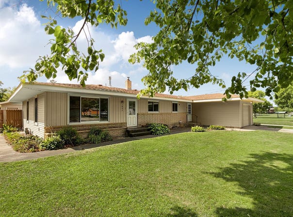 1051 37th Avenue N, Saint Cloud, MN 56303