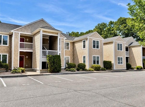 70 Turner Street, Warwick, RI 02886