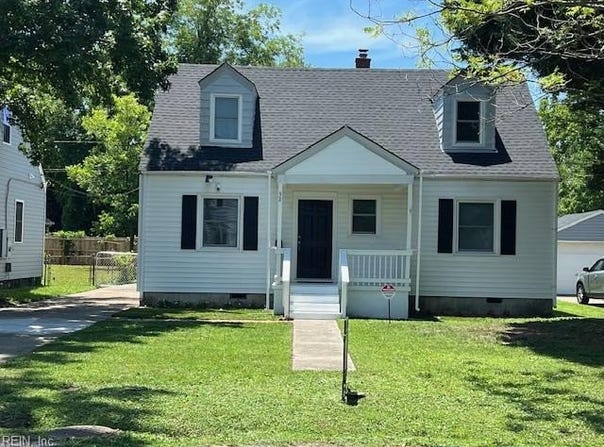 32 W Southampton Avenue, Hampton, VA 23669