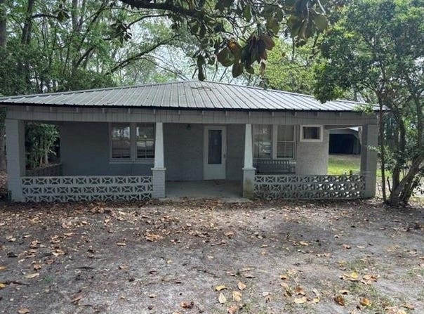 940 Gordon Street, Blackshear, GA 31516