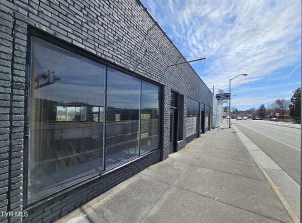 471 Commonwealth Ave, Bristol, VA 24201