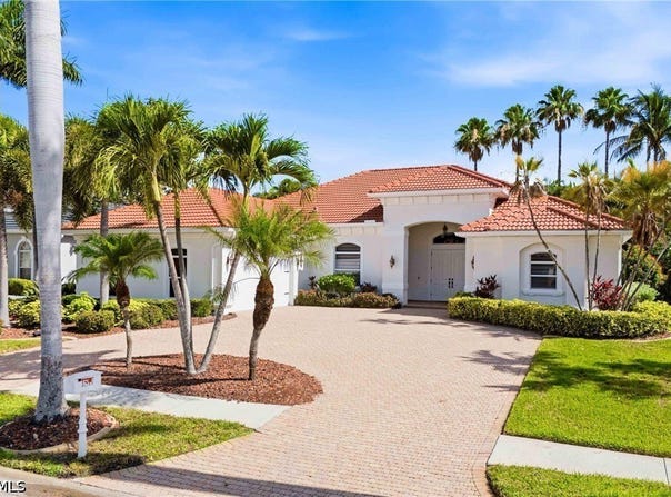 1817 Lagoon Lane, Cape Coral, FL 33914