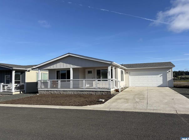 866 N Rock Rose Ave, Sequim, WA 98382-9552