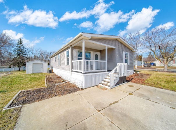 1 Yukon River Court, Adrian, MI 49221