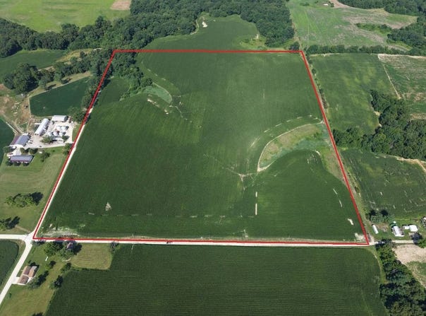 130th Ave, Pearl, IL 62361