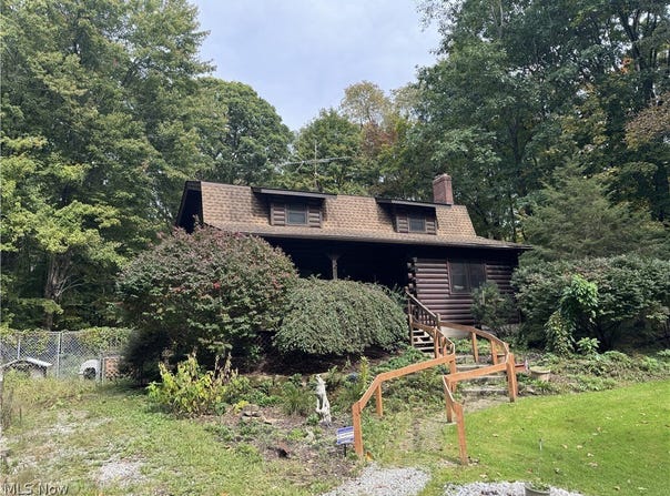 8675 Pierce Road, Garrettsville, OH 44231