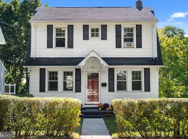 241 EDGE HILL Road, GLENSIDE, PA 19038