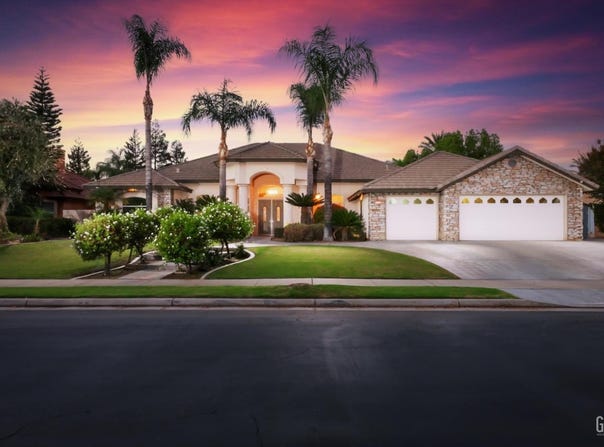12304 Portebello Drive, Bakersfield, CA 93312