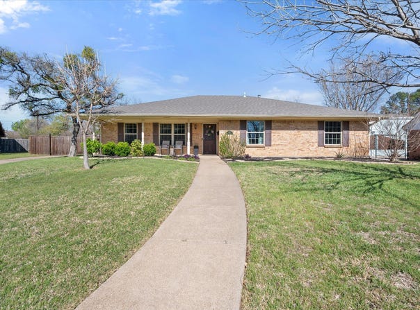 1415 Moss Rose Circle, Irving, TX 75061