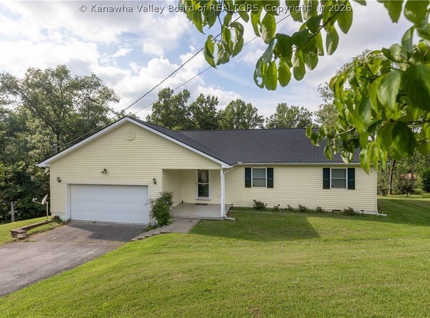 1 Cedar Drive, Scott Depot, WV 25560