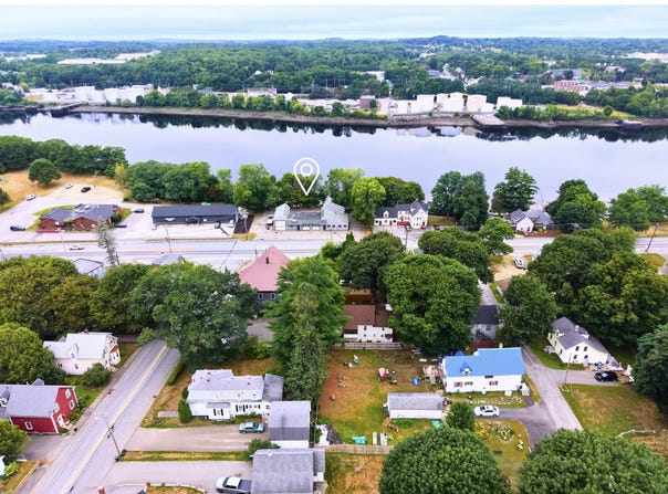 385 S Main Street, Brewer, ME 04412