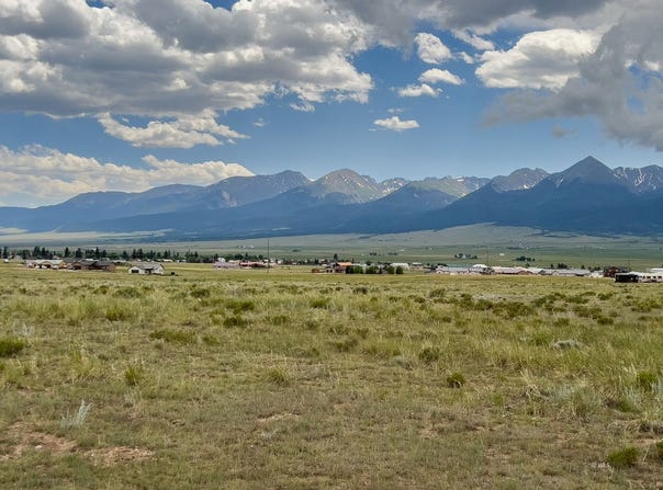 1605 CO RD 243, Westcliffe, CO 81252