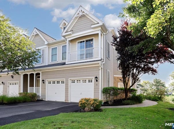 70 Shore Drive, South Amboy, NJ 08879