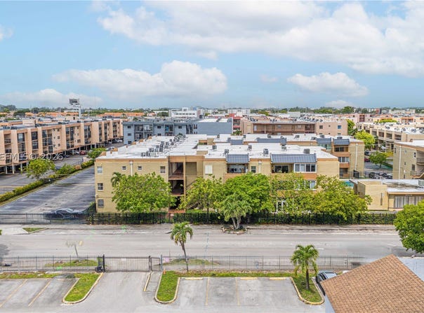 6070 W 18th Ave, Hialeah, FL 33012