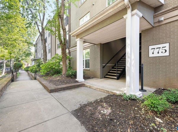 775 WALKER SQ, CHARLOTTESVILLE, VA 22904