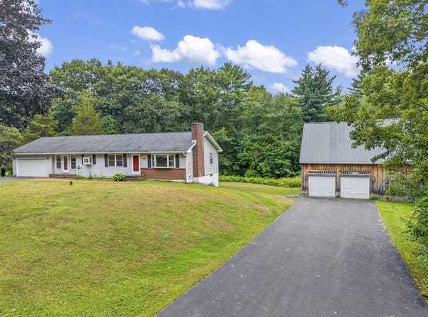 859 Goodwin Road, Eliot, ME 03903